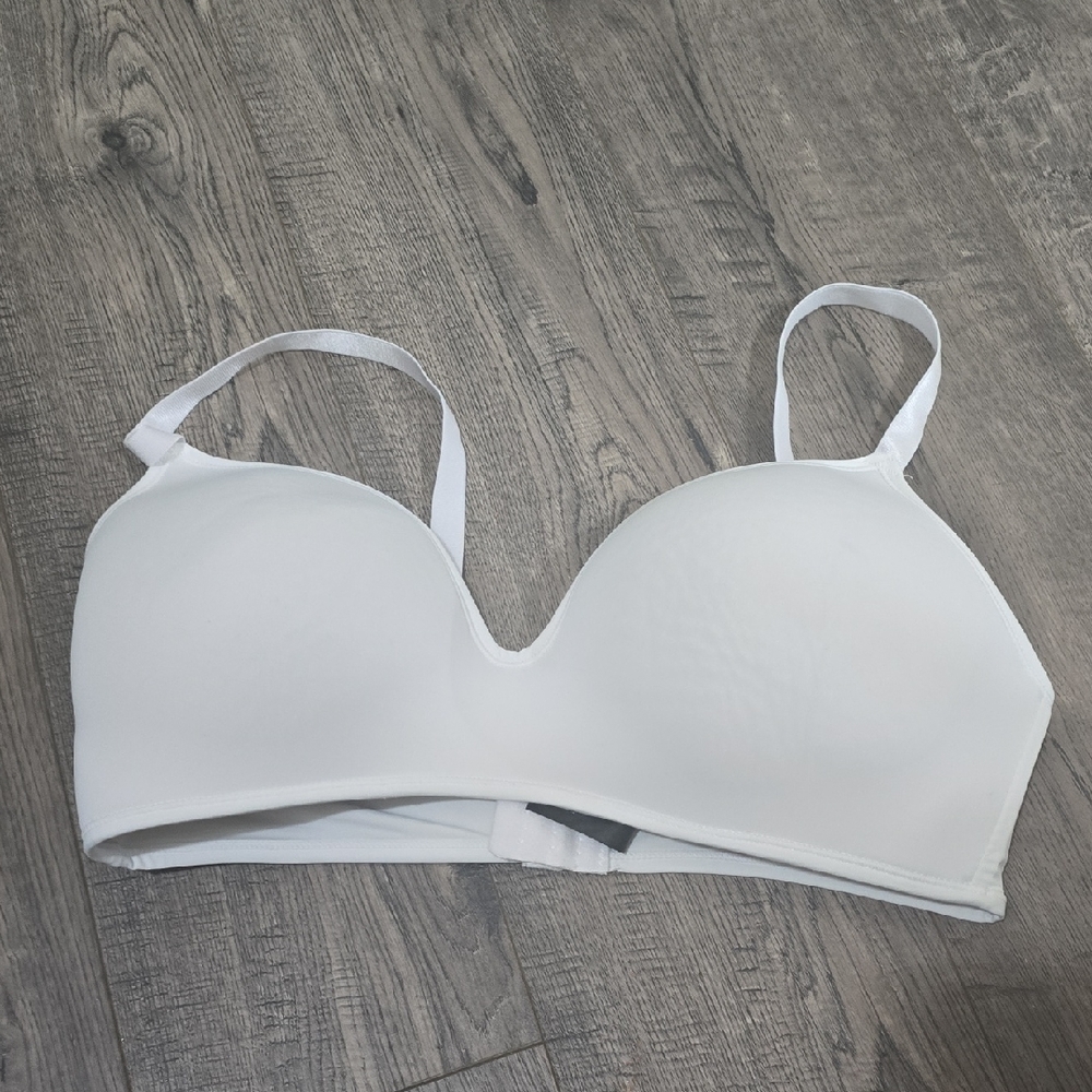 Elegant White Women's Bra